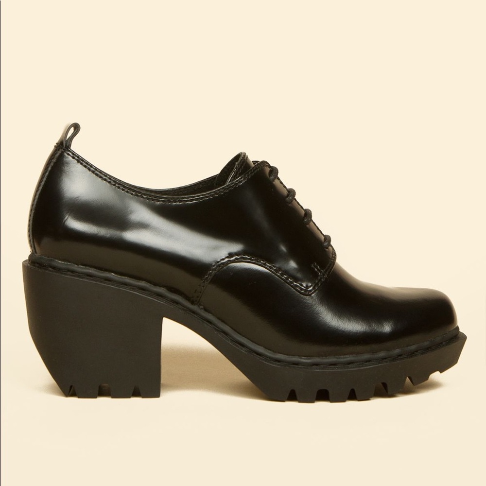 Opening Ceremony Grunge Oxford Heel leather shoes
